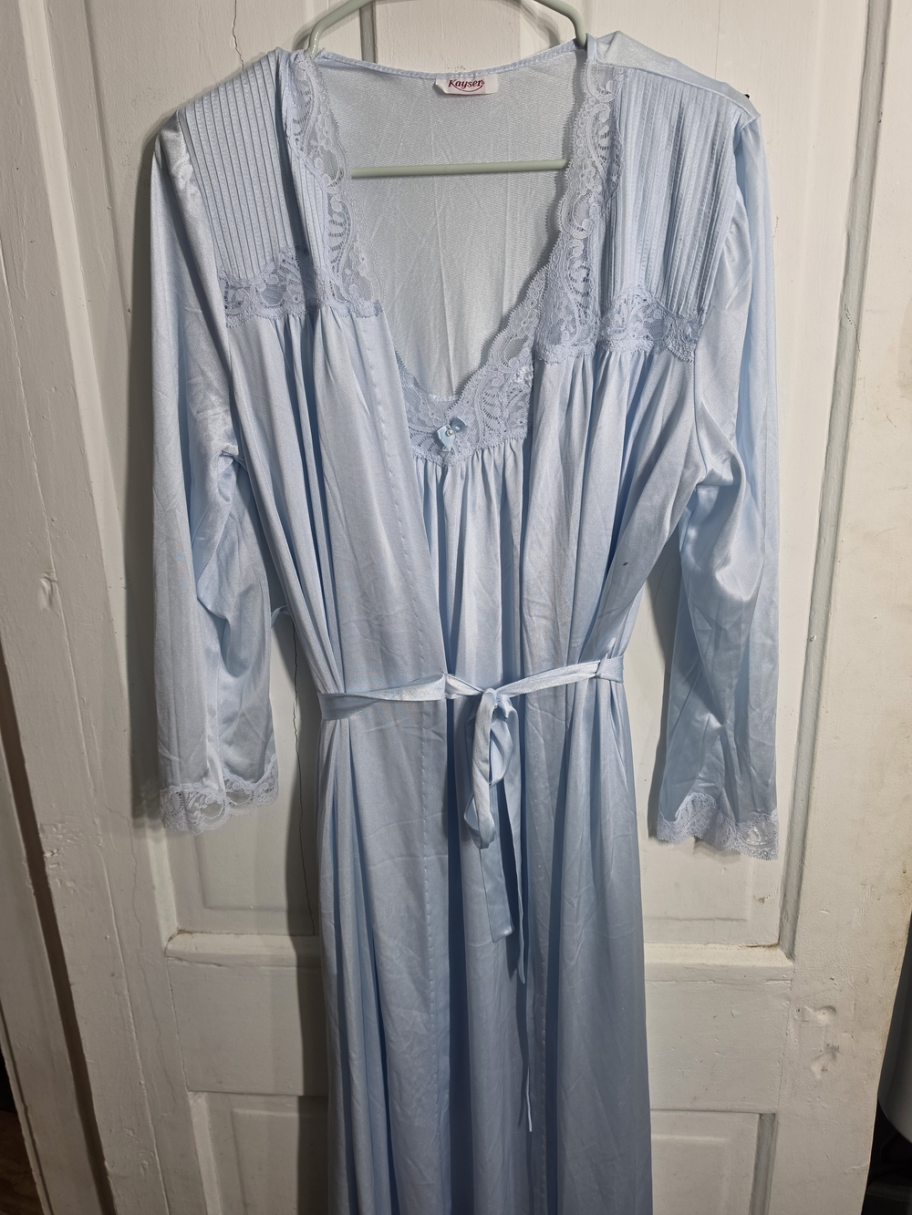 Light Blue Lace-Trim Robe - Picture 2 of 5